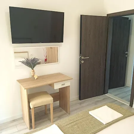 Apartment Lux Makarska