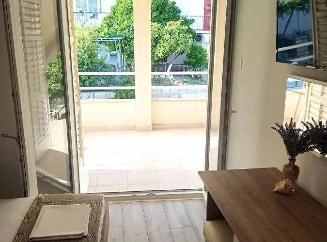 Апартаменти Lux Макарська