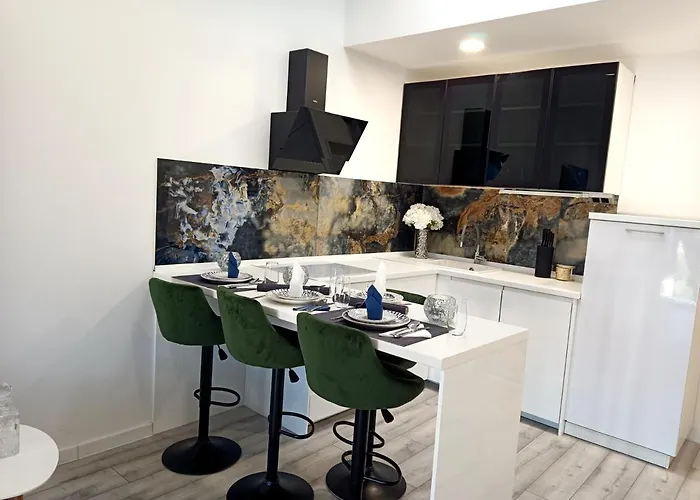 Lux Апартаменти